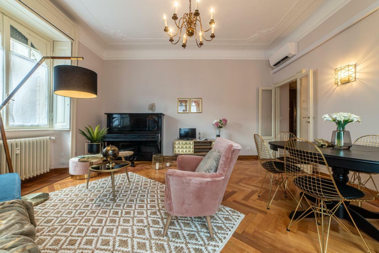 Joivy Sophisticated 3-Bed Flat With Desk Apartment Milan Exterior photo