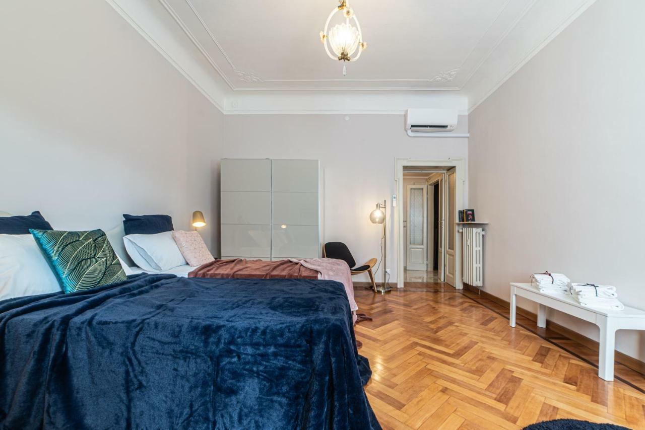 Joivy Sophisticated 3-Bed Flat With Desk Apartment Milan Exterior photo